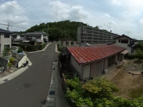 カメ棒で空き家を高所撮影 公式 タグチホーム 岐阜県各務原市の補助金 空き家リフォームなら