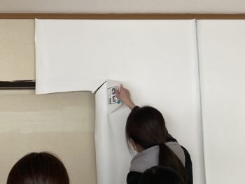 【女子大生DIYクロス貼り】