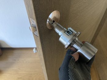 【空き家のドアノブ交換】