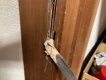 【空き家の柱がシロアリ被害】