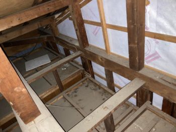 【空き家の耐震診断を実施】