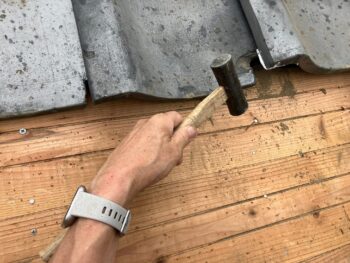 【古民家瓦の応急修理】